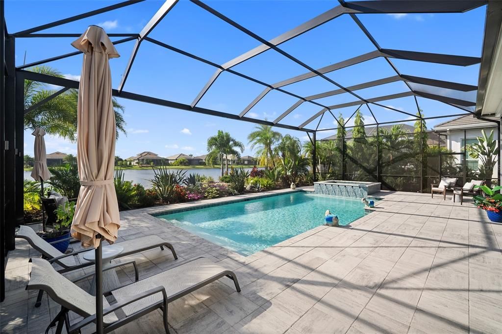 En Venta: $2,099,900 (3 camas, 3 baños, 2638 Pies cuadrados)