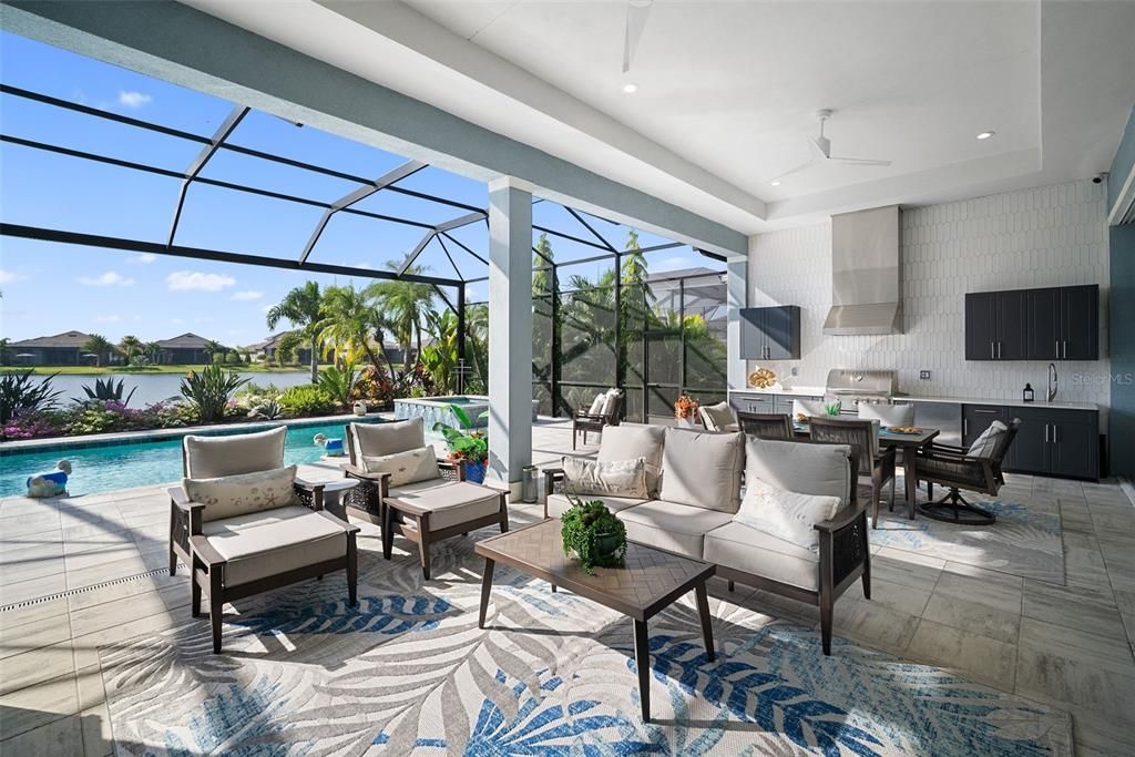 En Venta: $2,099,900 (3 camas, 3 baños, 2638 Pies cuadrados)