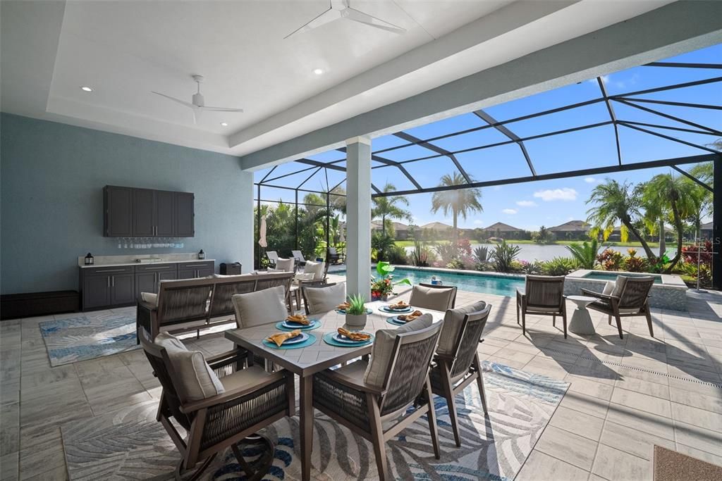 En Venta: $2,099,900 (3 camas, 3 baños, 2638 Pies cuadrados)