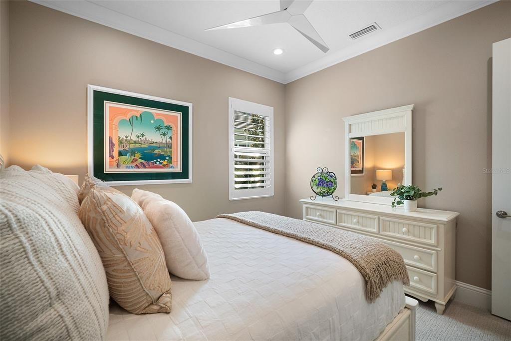 En Venta: $2,099,900 (3 camas, 3 baños, 2638 Pies cuadrados)