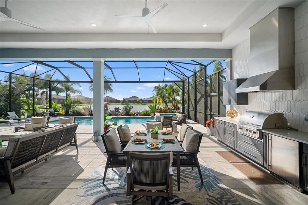 En Venta: $2,099,900 (3 camas, 3 baños, 2638 Pies cuadrados)