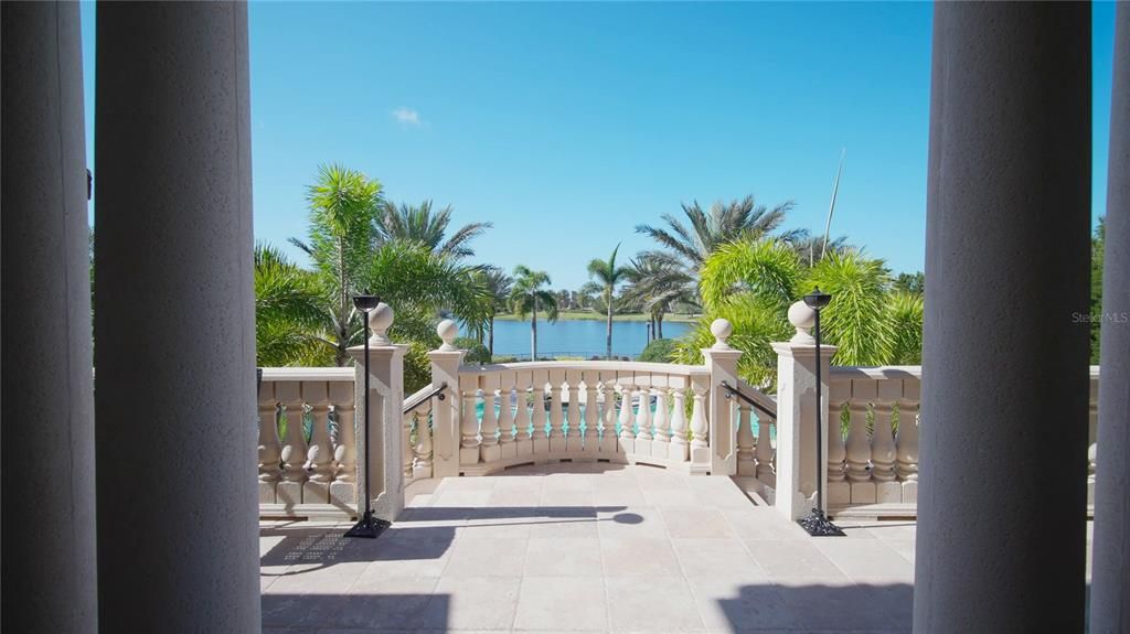 En Venta: $2,099,900 (3 camas, 3 baños, 2638 Pies cuadrados)