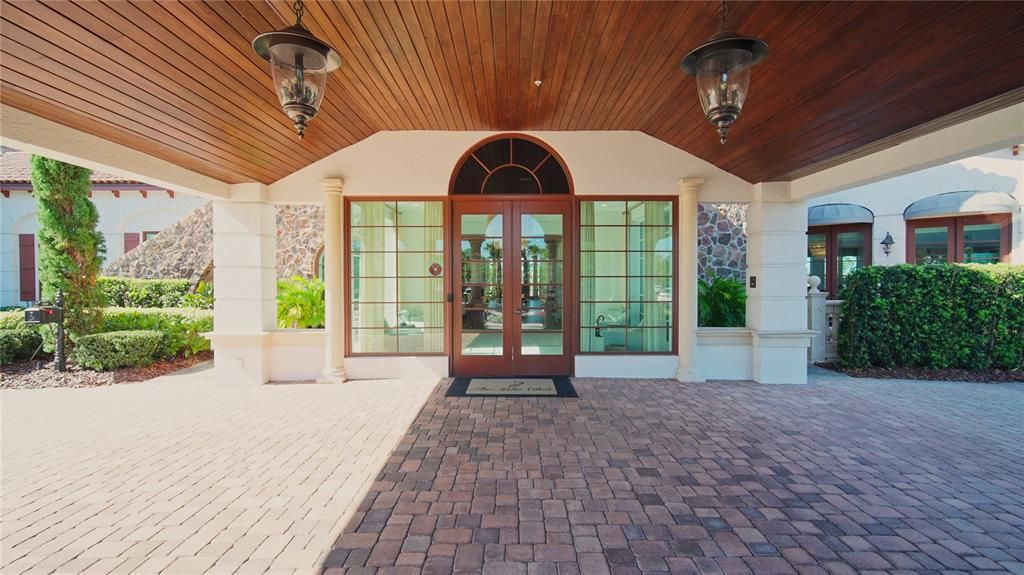 En Venta: $2,099,900 (3 camas, 3 baños, 2638 Pies cuadrados)