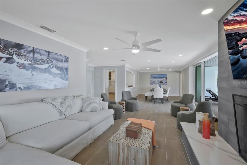 待售: $2,299,000 (3 贝兹, 3 浴室, 2193 平方英尺)