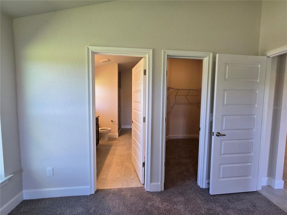 For Sale: $293,250 (4 beds, 2 baths, 1831 Square Feet)