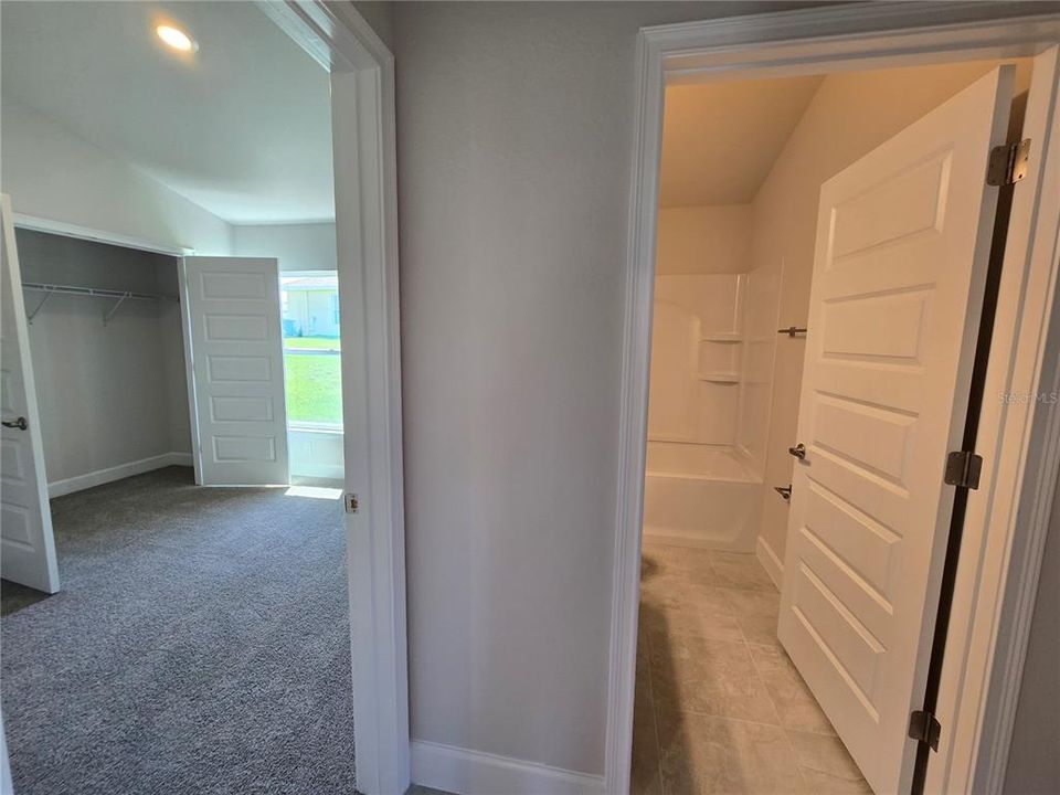 For Sale: $293,250 (4 beds, 2 baths, 1831 Square Feet)