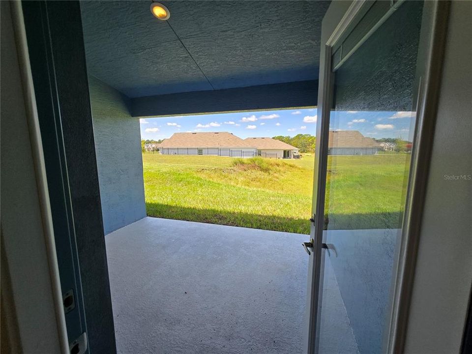 For Sale: $293,250 (4 beds, 2 baths, 1831 Square Feet)