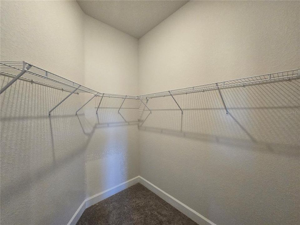 For Sale: $293,250 (4 beds, 2 baths, 1831 Square Feet)