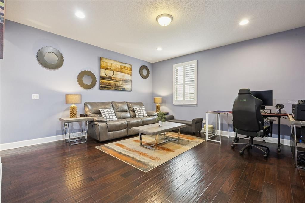 For Sale: $750,000 (5 beds, 3 baths, 3116 Square Feet)