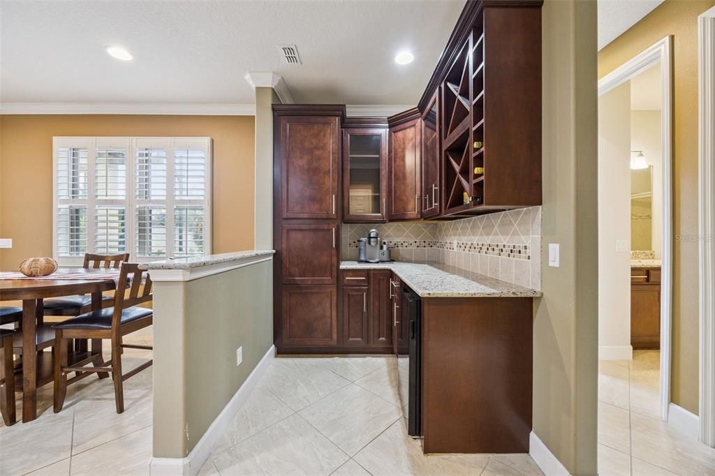 For Sale: $750,000 (5 beds, 3 baths, 3116 Square Feet)