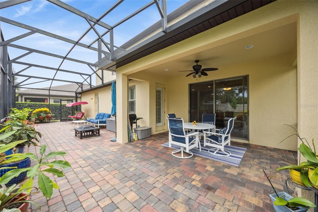 For Sale: $750,000 (5 beds, 3 baths, 3116 Square Feet)