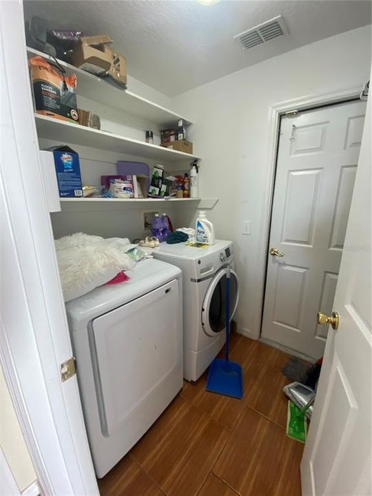 待售: $350,000 (3 贝兹, 2 浴室, 1809 平方英尺)