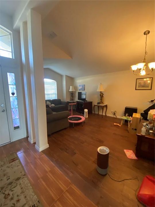 待售: $350,000 (3 贝兹, 2 浴室, 1809 平方英尺)