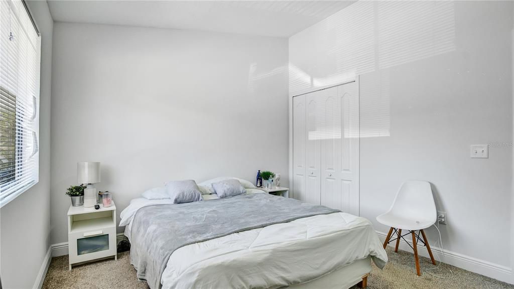 For Sale: $225,000 (2 beds, 1 baths, 1178 Square Feet)