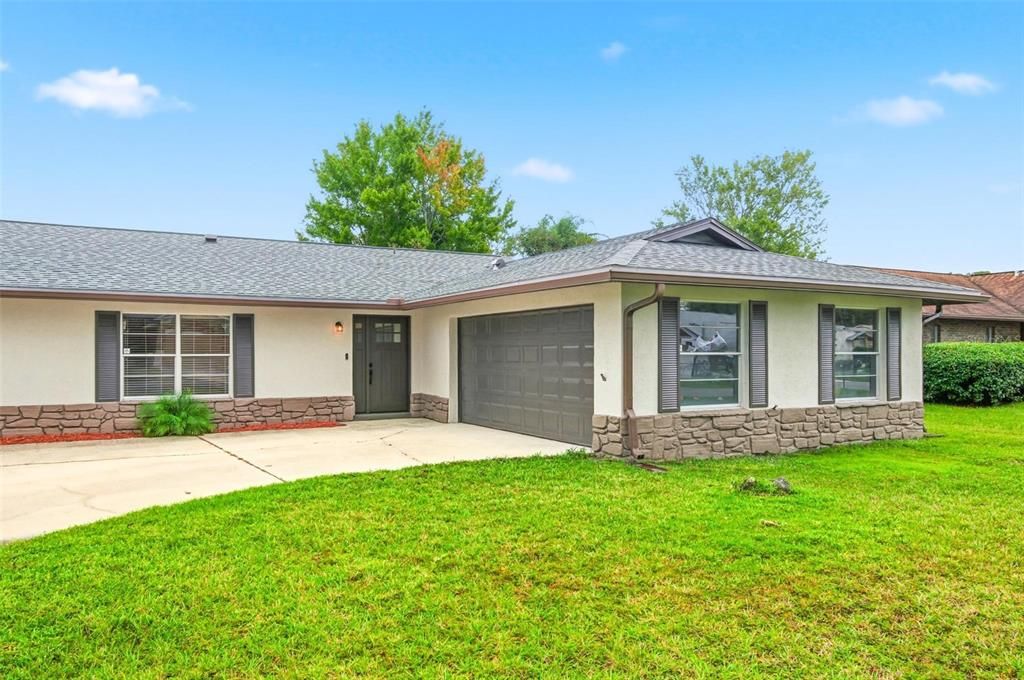 For Sale: $339,500 (3 beds, 2 baths, 1768 Square Feet)