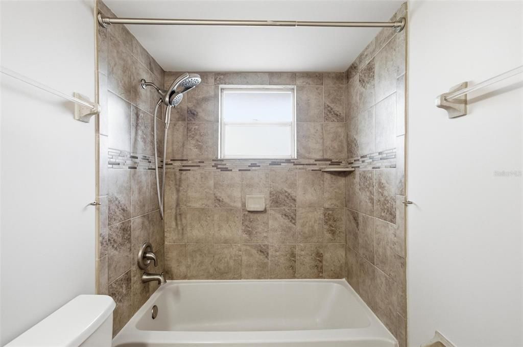 For Sale: $339,500 (3 beds, 2 baths, 1768 Square Feet)