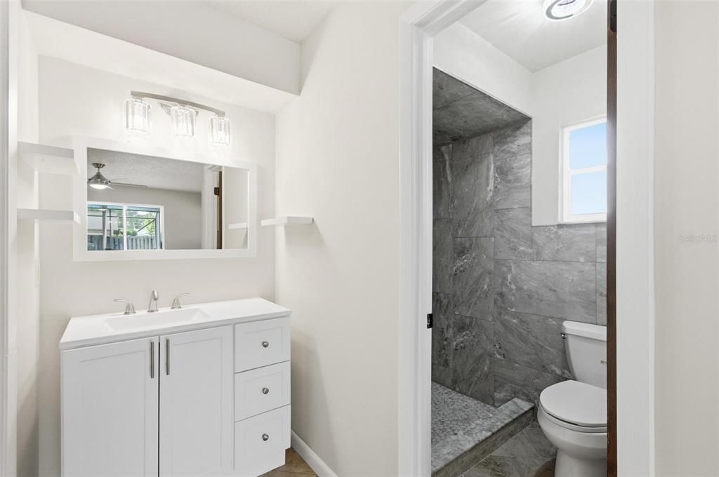 For Sale: $339,500 (3 beds, 2 baths, 1768 Square Feet)