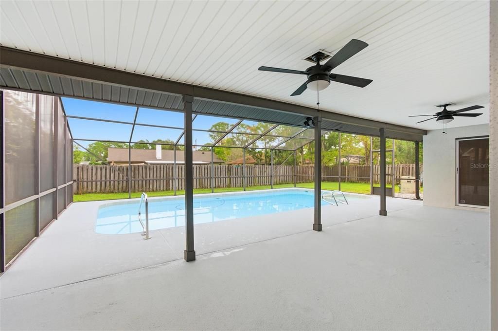 For Sale: $339,500 (3 beds, 2 baths, 1768 Square Feet)