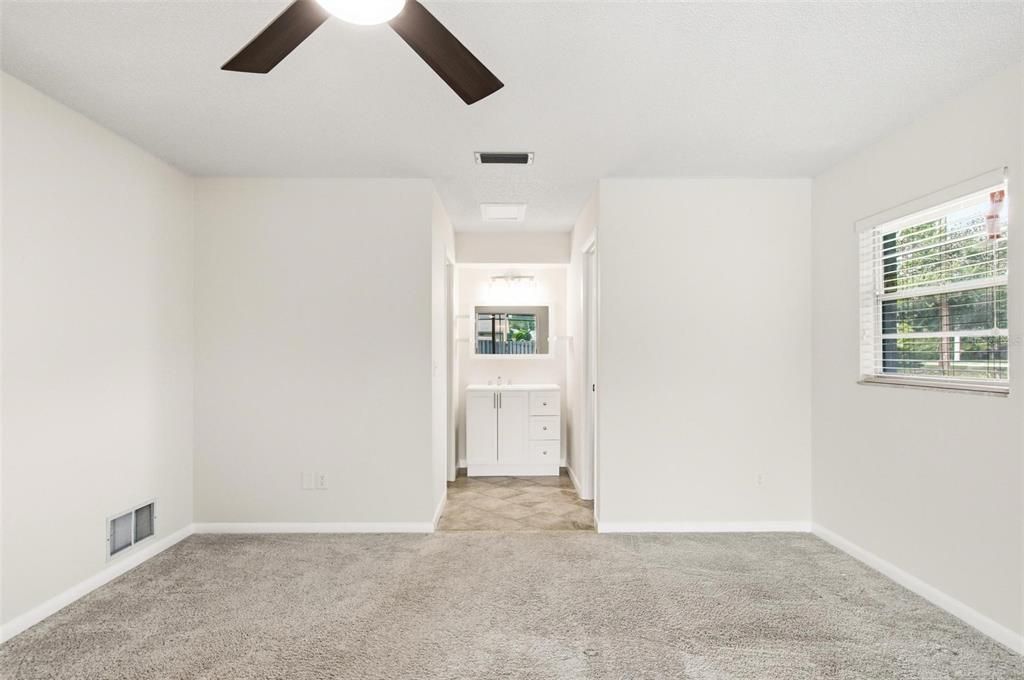 For Sale: $339,500 (3 beds, 2 baths, 1768 Square Feet)