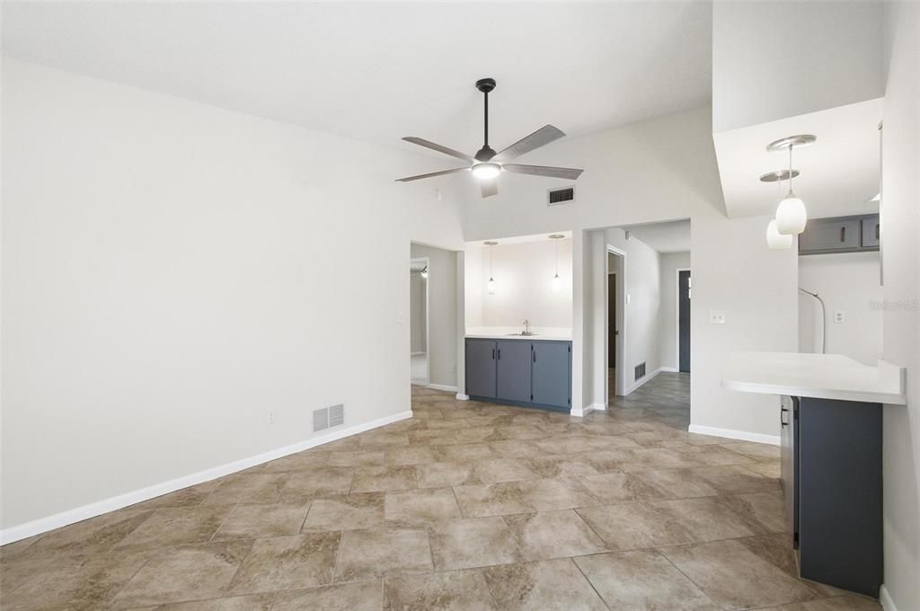 For Sale: $339,500 (3 beds, 2 baths, 1768 Square Feet)