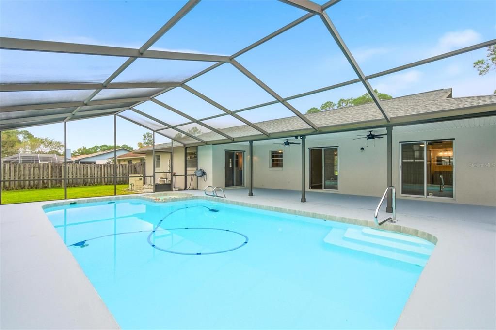 For Sale: $339,500 (3 beds, 2 baths, 1768 Square Feet)