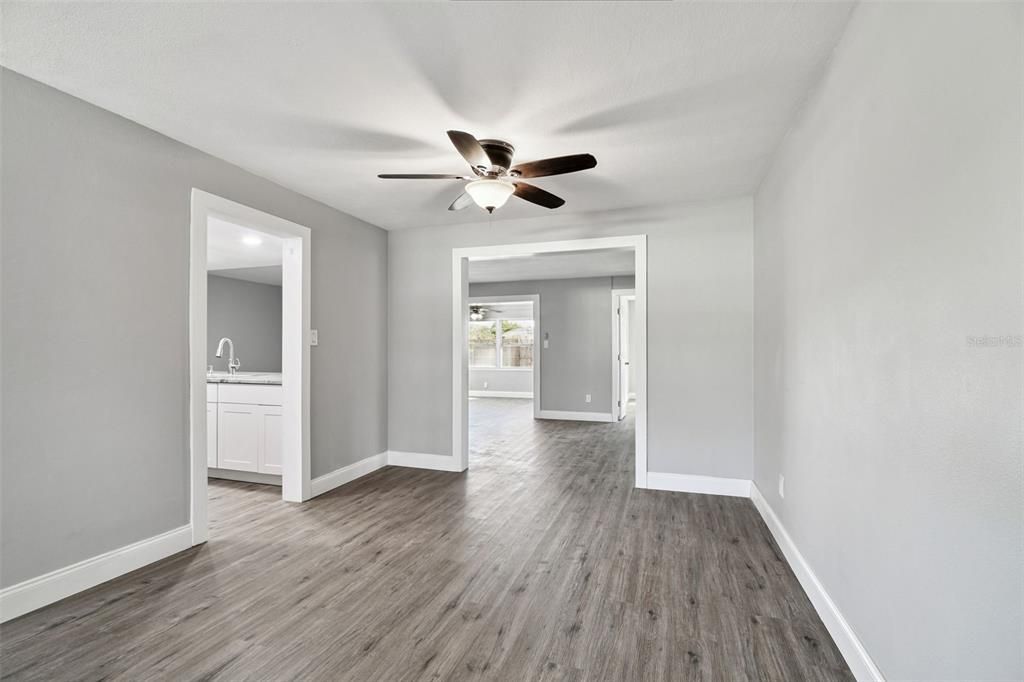 For Sale: $549,900 (4 beds, 2 baths, 2100 Square Feet)