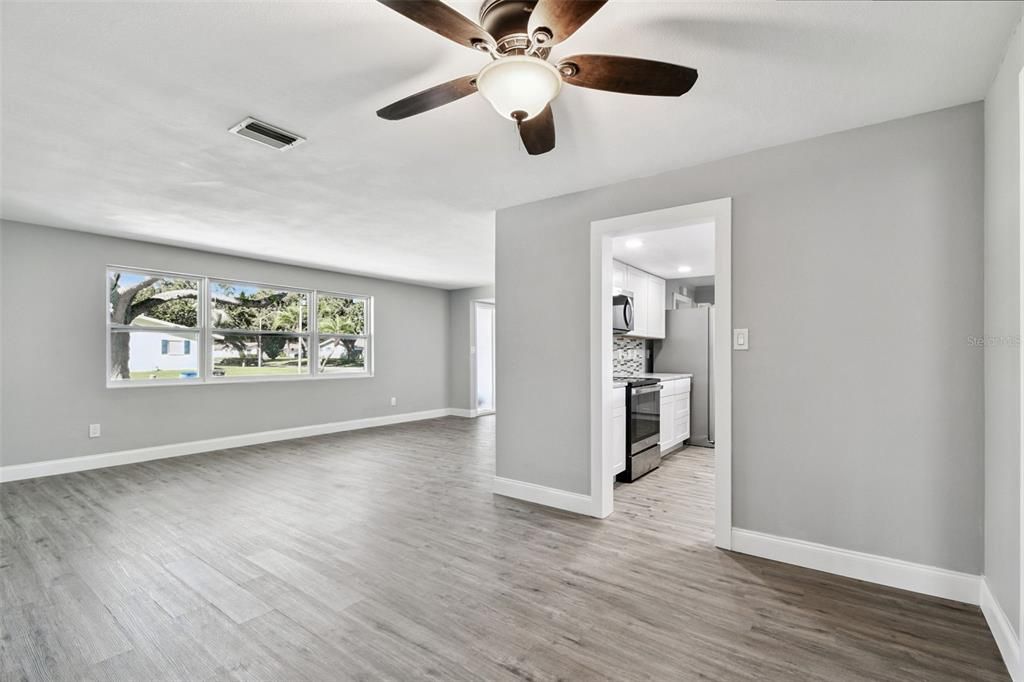 For Sale: $549,900 (4 beds, 2 baths, 2100 Square Feet)