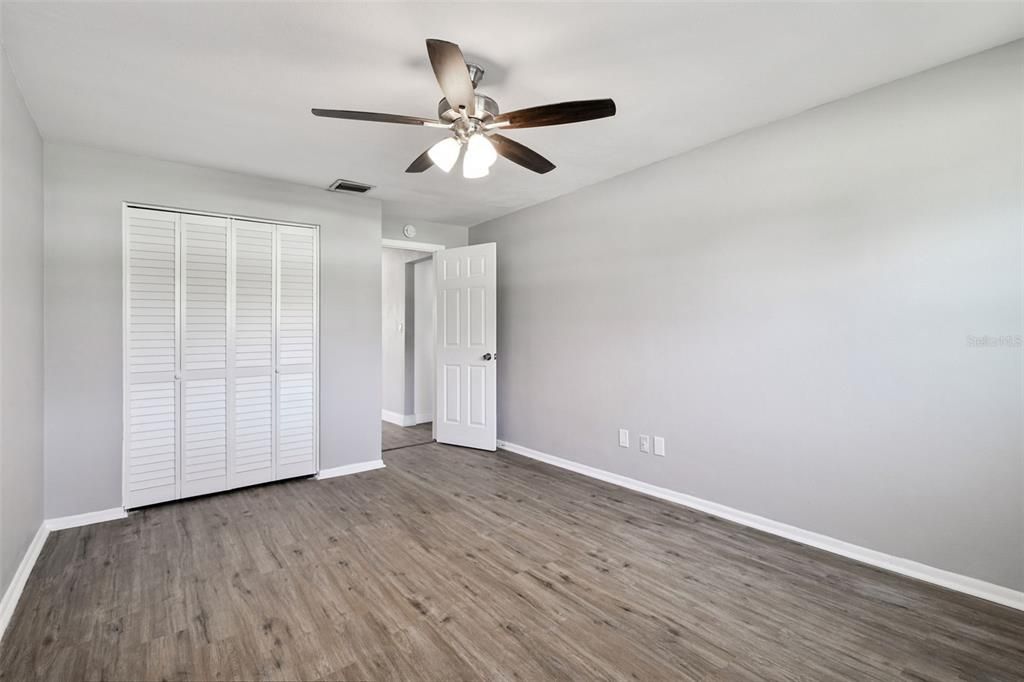 For Sale: $549,900 (4 beds, 2 baths, 2100 Square Feet)