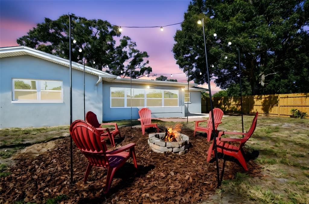 For Sale: $549,900 (4 beds, 2 baths, 2100 Square Feet)