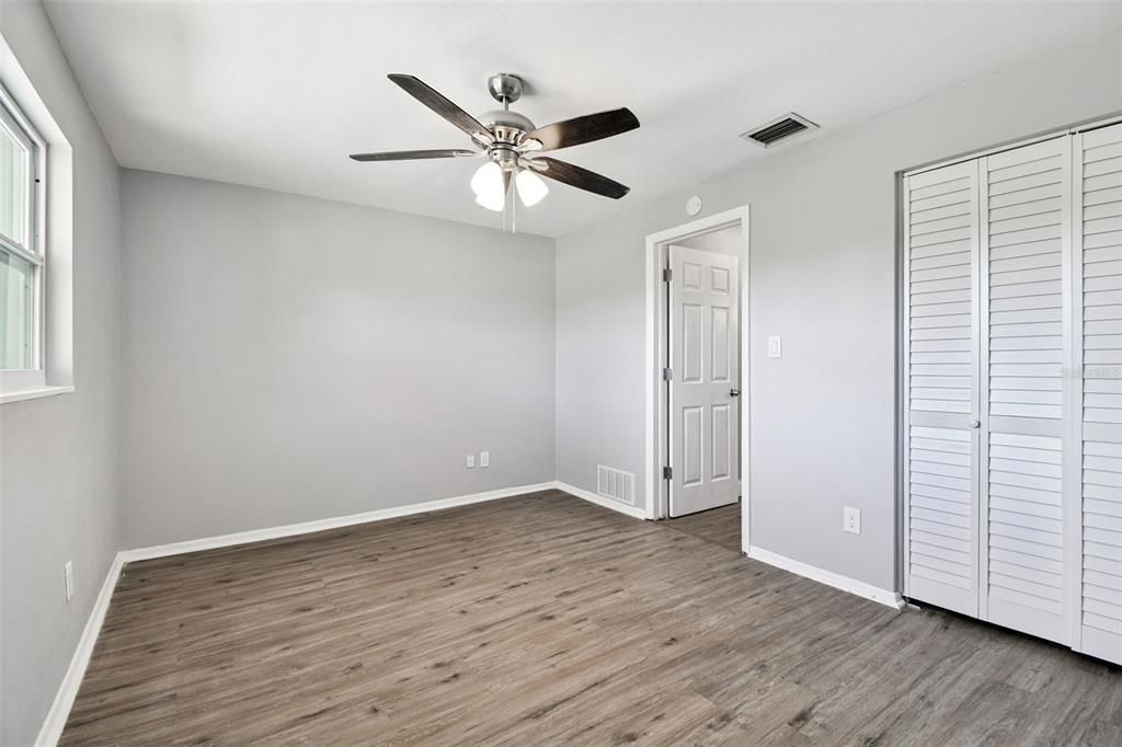 For Sale: $549,900 (4 beds, 2 baths, 2100 Square Feet)