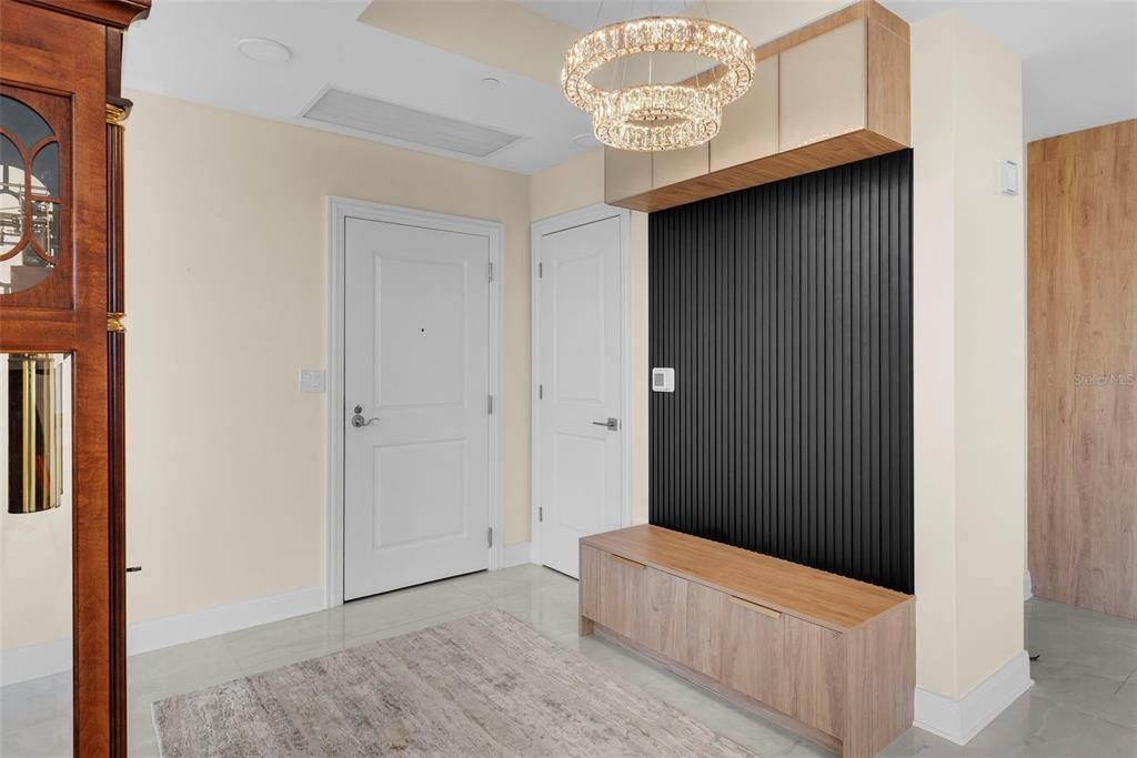 En Venta: $2,150,000 (2 camas, 2 baños, 2636 Pies cuadrados)