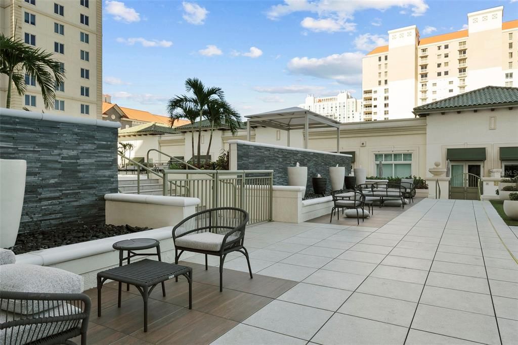 En Venta: $2,150,000 (2 camas, 2 baños, 2636 Pies cuadrados)