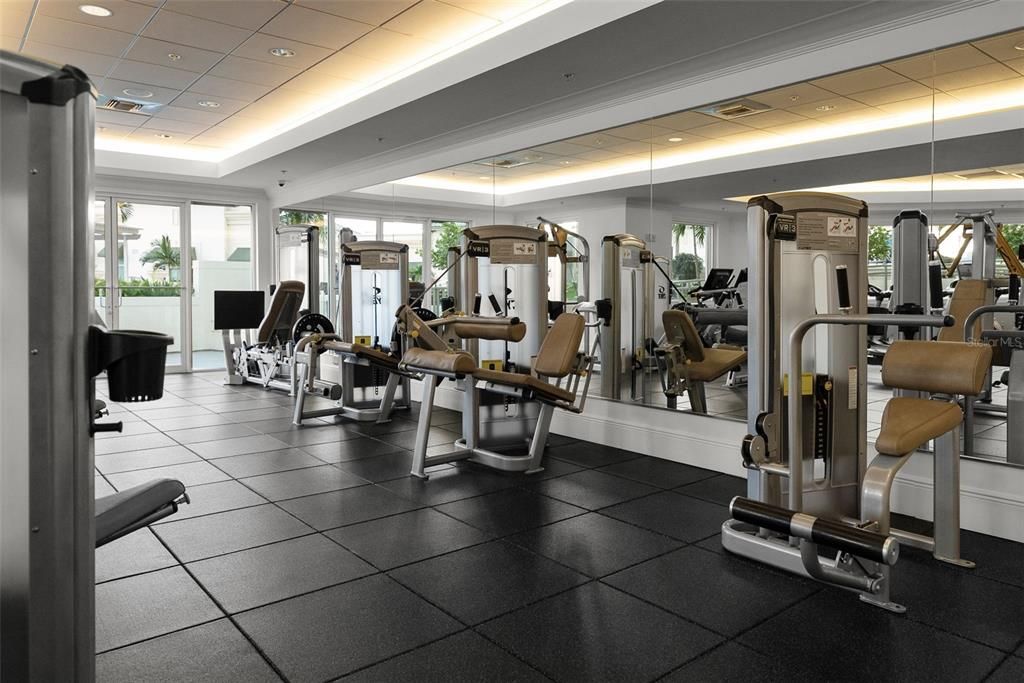 En Venta: $2,150,000 (2 camas, 2 baños, 2636 Pies cuadrados)