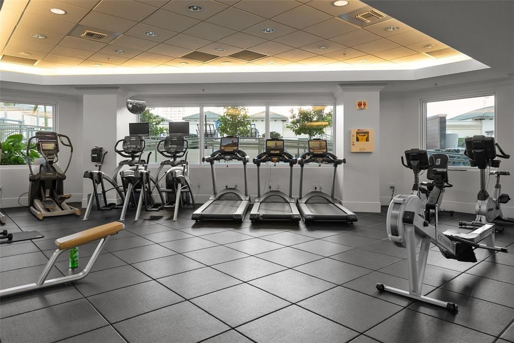 En Venta: $2,150,000 (2 camas, 2 baños, 2636 Pies cuadrados)