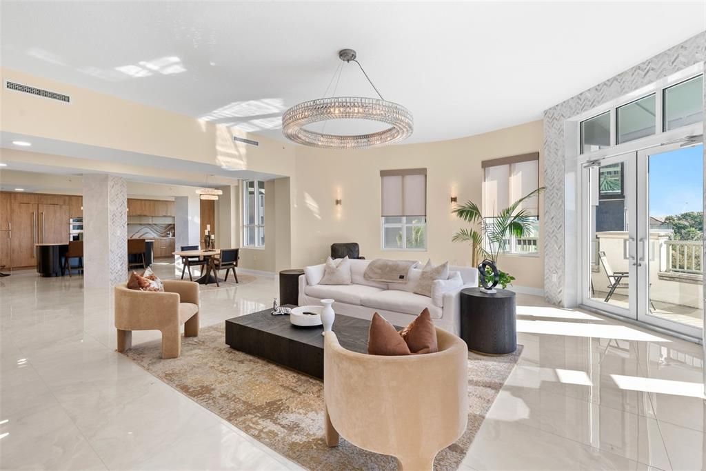 En Venta: $2,150,000 (2 camas, 2 baños, 2636 Pies cuadrados)