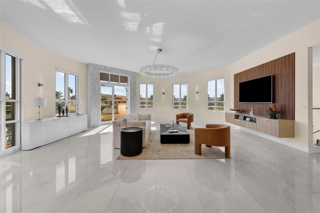 En Venta: $2,150,000 (2 camas, 2 baños, 2636 Pies cuadrados)