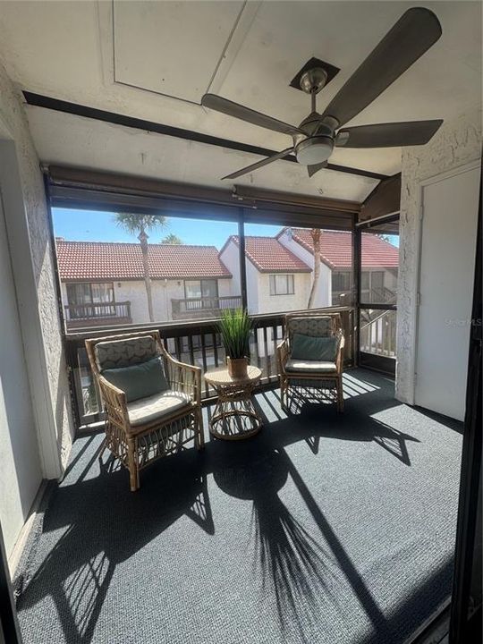 For Rent: $2,200 (2 beds, 2 baths, 1016 Square Feet)