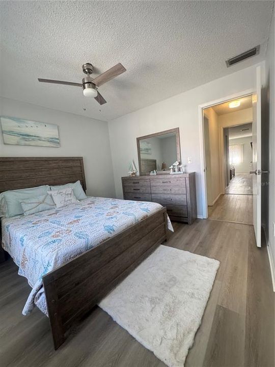 For Rent: $2,200 (2 beds, 2 baths, 1016 Square Feet)