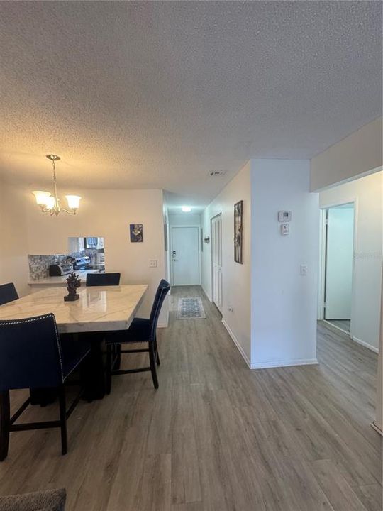 For Rent: $2,200 (2 beds, 2 baths, 1016 Square Feet)