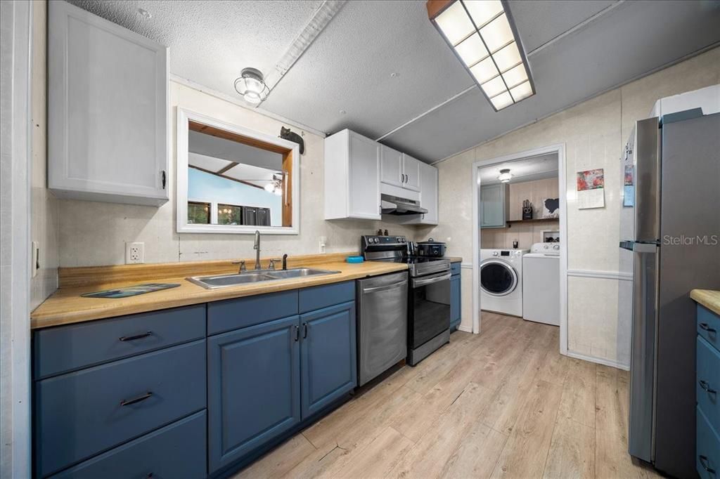 待售: $319,900 (4 贝兹, 2 浴室, 1632 平方英尺)