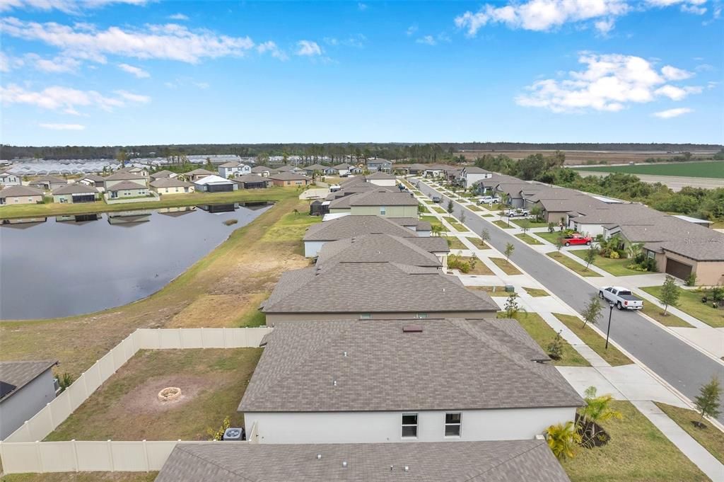 合同活跃: $290,000 (4 贝兹, 2 浴室, 1817 平方英尺)