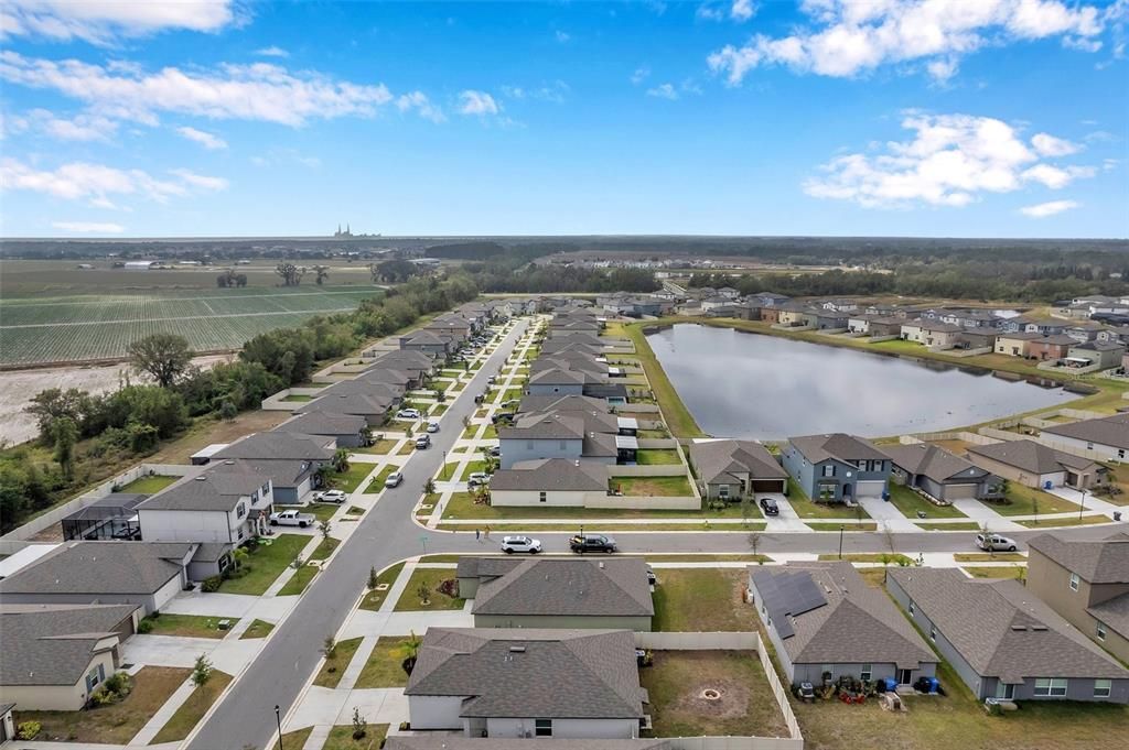 合同活跃: $290,000 (4 贝兹, 2 浴室, 1817 平方英尺)