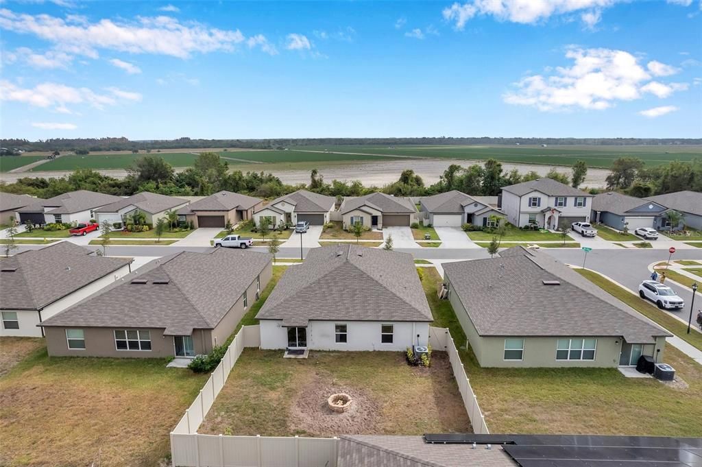 合同活跃: $290,000 (4 贝兹, 2 浴室, 1817 平方英尺)