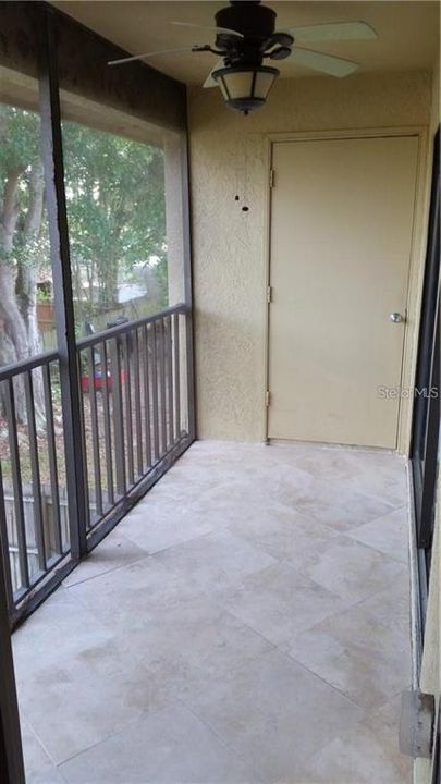 出租: $1,400 (1 贝兹, 1 浴室, 657 平方英尺)