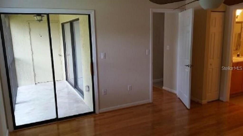 出租: $1,400 (1 贝兹, 1 浴室, 657 平方英尺)