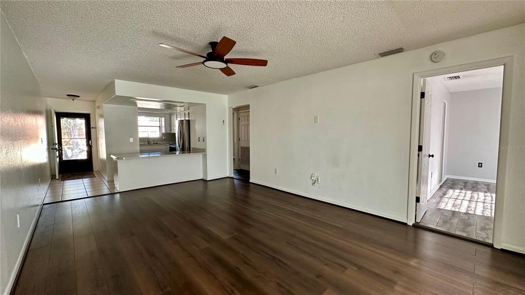 En Renta: $1,495 (2 camas, 2 baños, 945 Pies cuadrados)