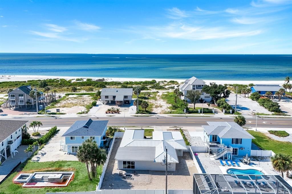 For Sale: $999,999 (3 beds, 2 baths, 2396 Square Feet)