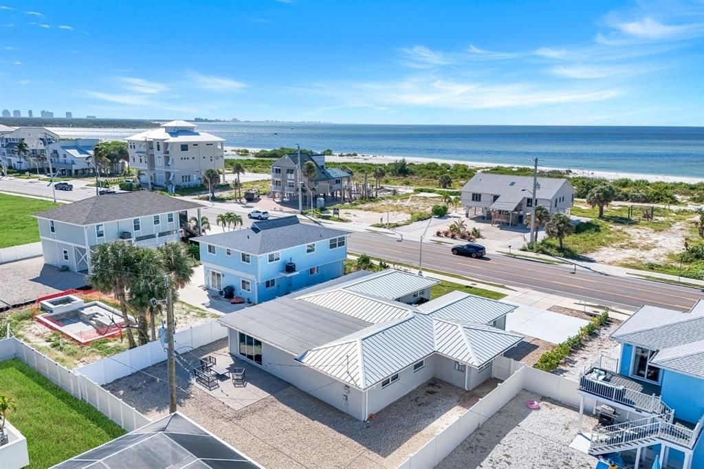 For Sale: $999,999 (3 beds, 2 baths, 2396 Square Feet)