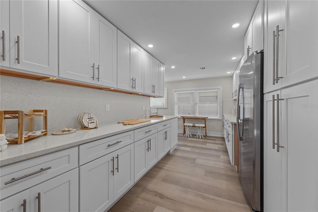 For Sale: $999,999 (3 beds, 2 baths, 2396 Square Feet)