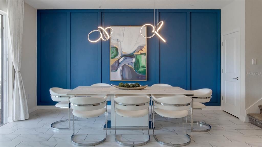 待售: $750,000 (7 贝兹, 5 浴室, 4019 平方英尺)